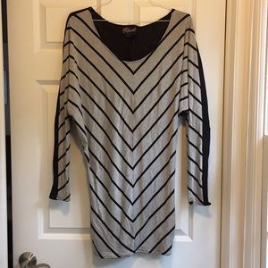 ⏰ Stella & Jamie Rock Tunic